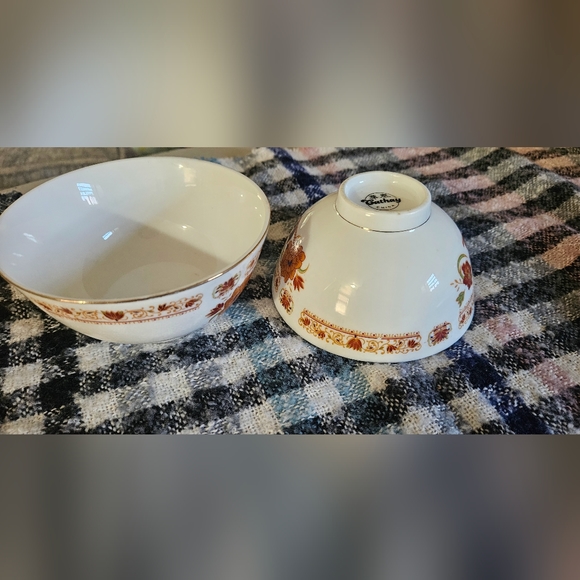 Cathay Xiamen rice/dessert bowls - Picture 2 of 3